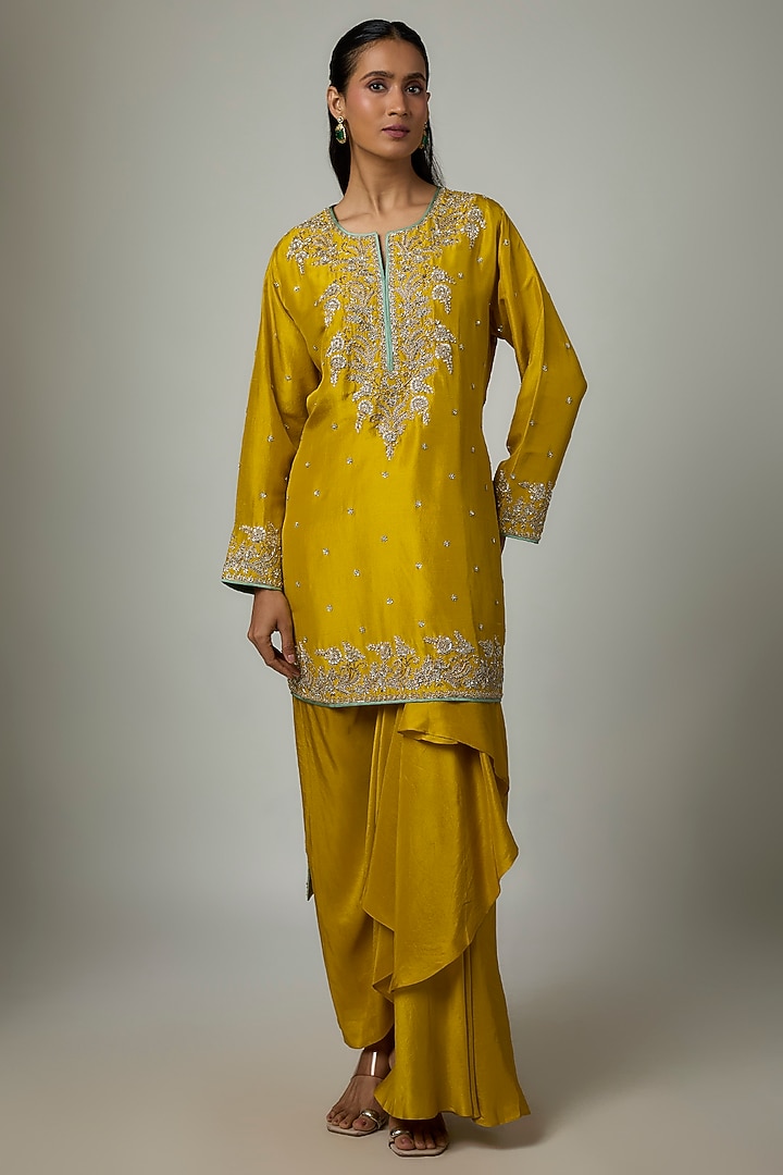 Yellow Dupion Silk Draped Skirt Set by Anushree Reddy at Pernia's Pop Up Shop