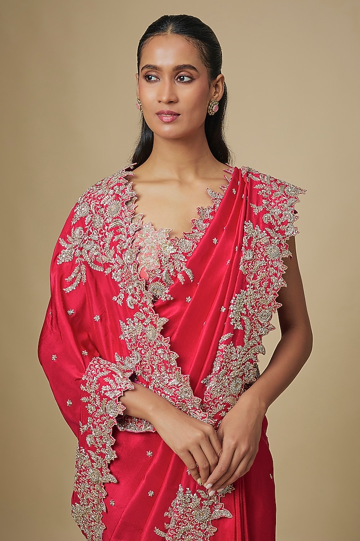 Red Dupion Silk Hand Embroidered Bridal Saree Set by Anushree Reddy at Pernia's Pop Up Shop