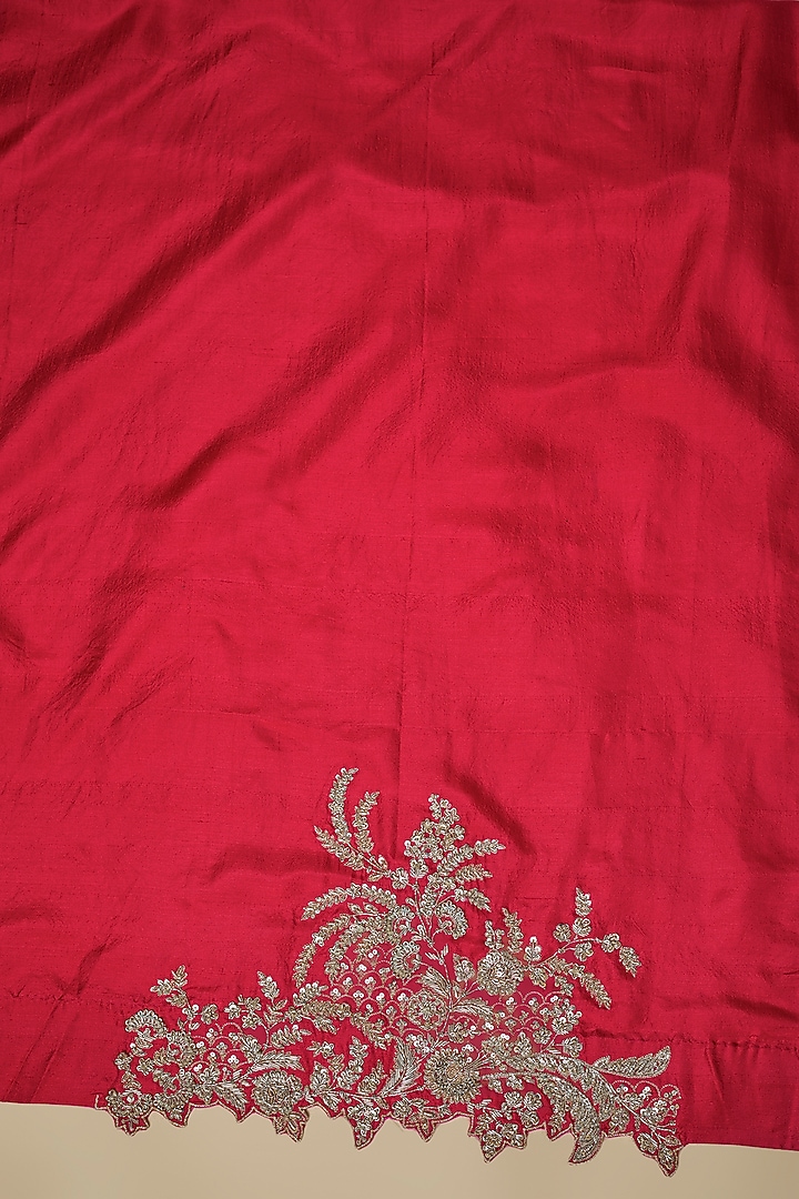 Red Dupion Silk Hand Embroidered Bridal Saree Set by Anushree Reddy at Pernia's Pop Up Shop