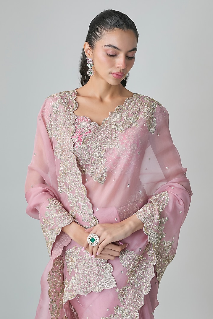 Pink Organza Hand Embroidered Bridal Saree Set by Anushree Reddy at Pernia's Pop Up Shop