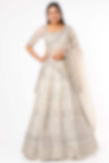 Ivory Net Bridal lehenga for 22 Lehenga Set by Anushree Reddy at Pernia's Pop Up Shop