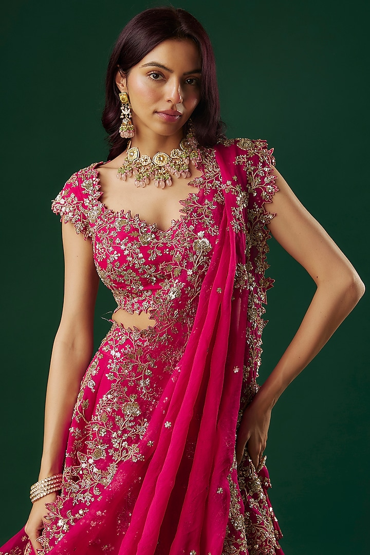 Red Organza Embroidered Bridal Lehenga Set by Anushree Reddy at Pernia's Pop Up Shop