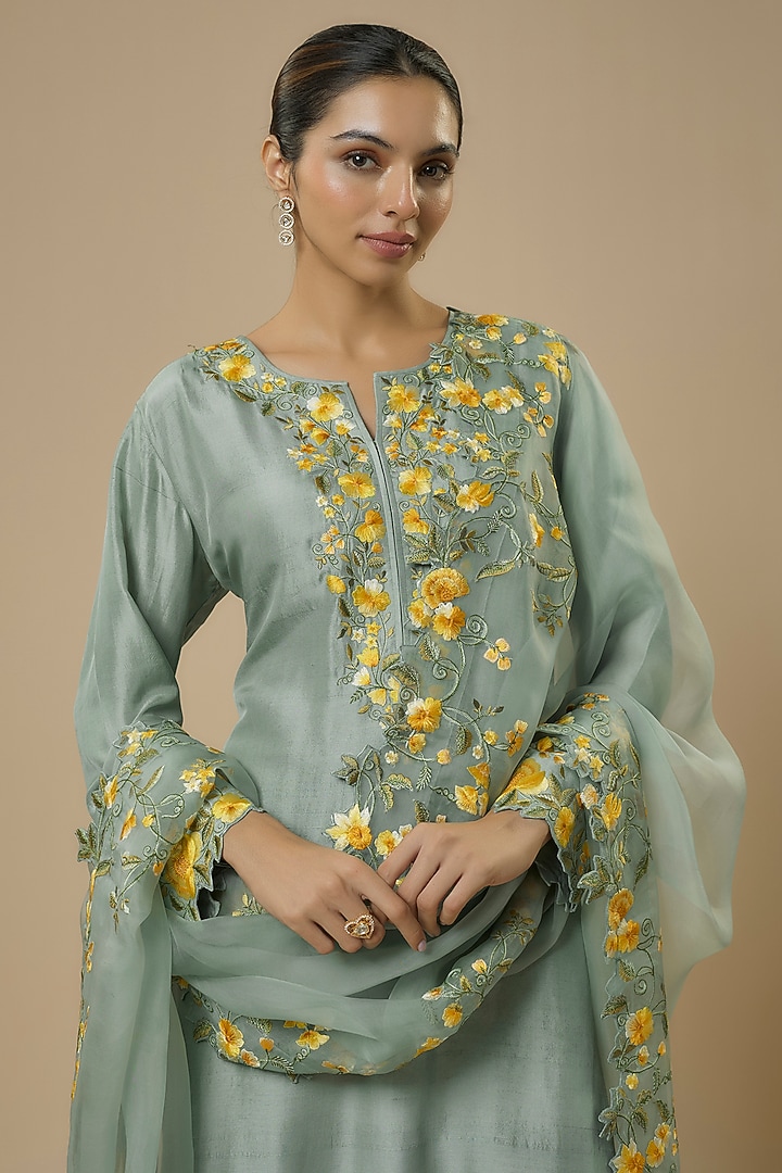 Sea Blue Dupion Silk & Organza Floral Embroidered Kurta Set by Anushree Reddy at Pernia's Pop Up Shop
