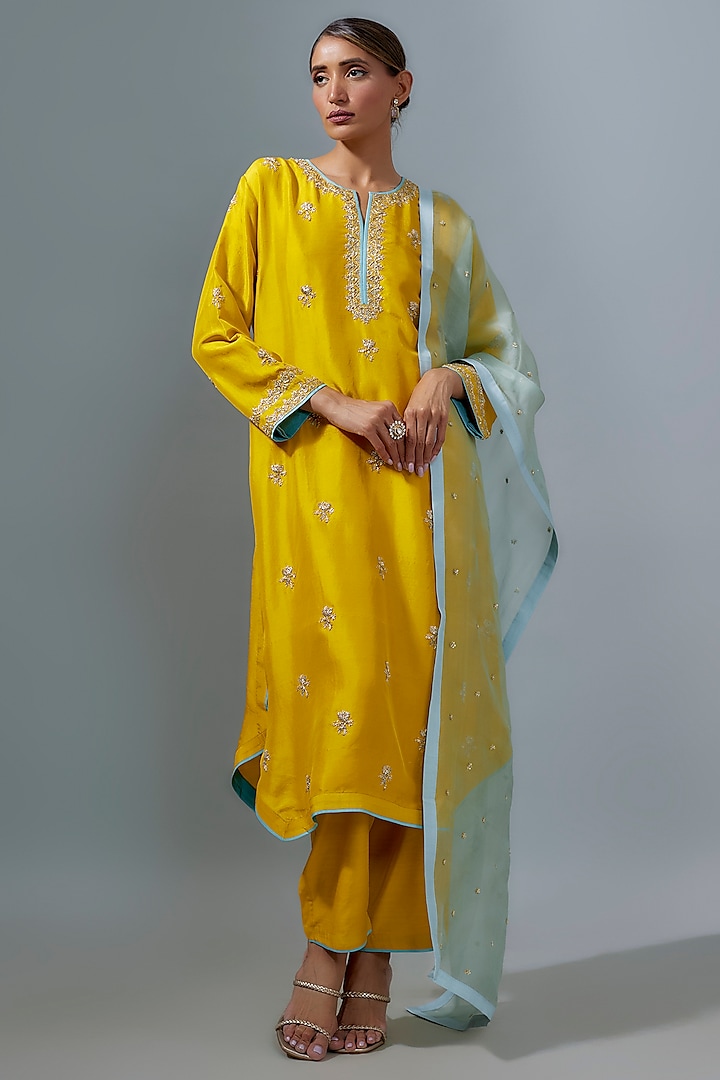 Yellow Dupion Silk Zardosi Boota Embroidered Kurta Set by Anushree Reddy at Pernia's Pop Up Shop