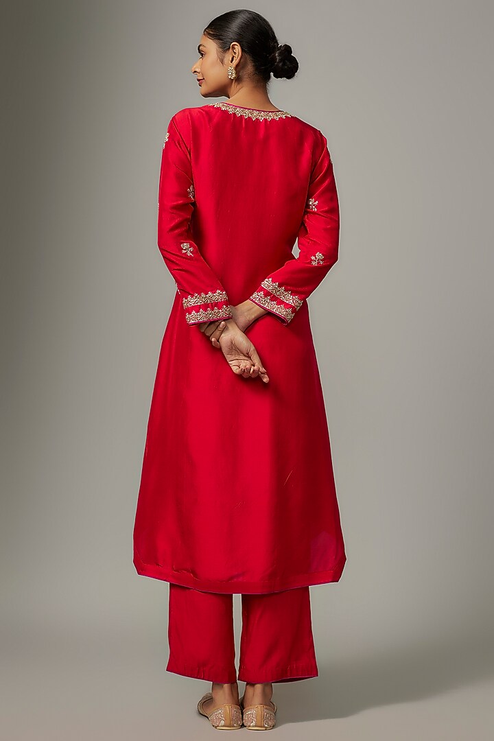 Red Dupion Silk Zardosi Hand Embroidered Kurta Set by Anushree Reddy at Pernia's Pop Up Shop