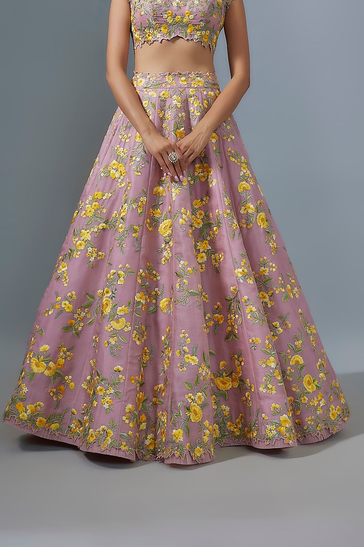 Dusty Pink Organza Floral Embroidered Bridal Lehenga Set by Anushree Reddy at Pernia's Pop Up Shop
