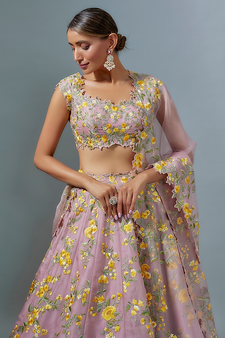 Dusty Pink Organza Floral Embroidered Bridal Lehenga Set by Anushree Reddy at Pernia's Pop Up Shop