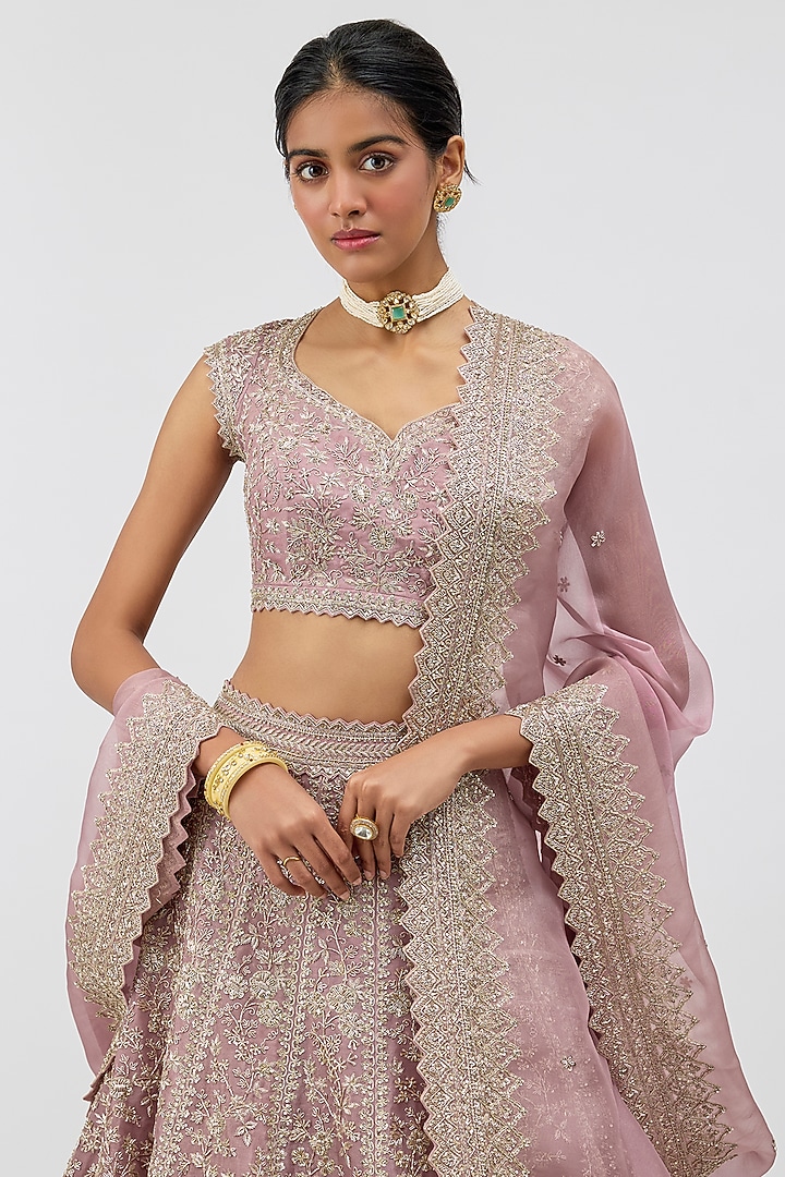 Light Pink Organza Hand Embroidered Bridal Lehenga Set by Anushree Reddy at Pernia's Pop Up Shop