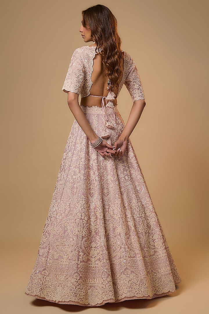 Soft Pink Organza Hand Embroidered Bridal Lehenga Set by Anushree Reddy at Pernia's Pop Up Shop