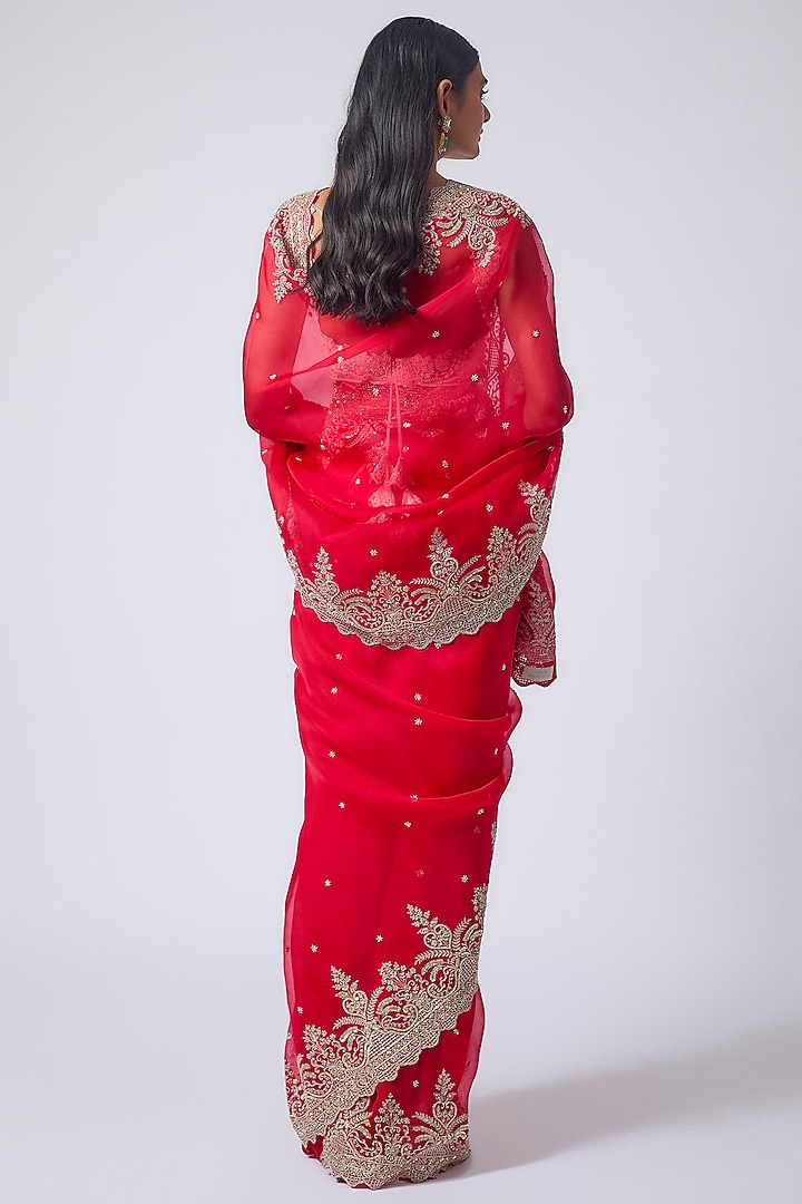 Red Organza Hand Embroidered Bridal Saree Set by Anushree Reddy at Pernia's Pop Up Shop