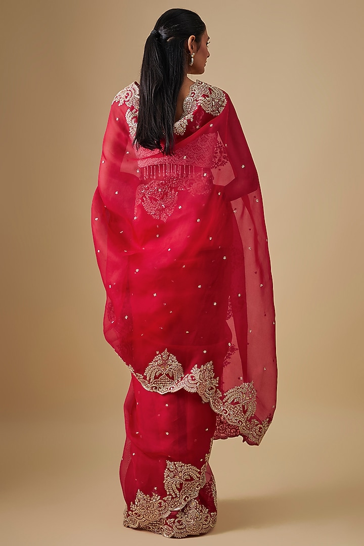 Red Organza Hand Embroidered Bridal Saree Set by Anushree Reddy at Pernia's Pop Up Shop