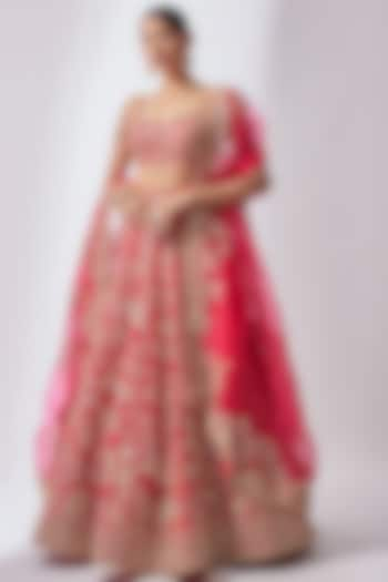 Red Organza Embroidered Bridal Lehenga Set by Anushree Reddy at Pernia's Pop Up Shop