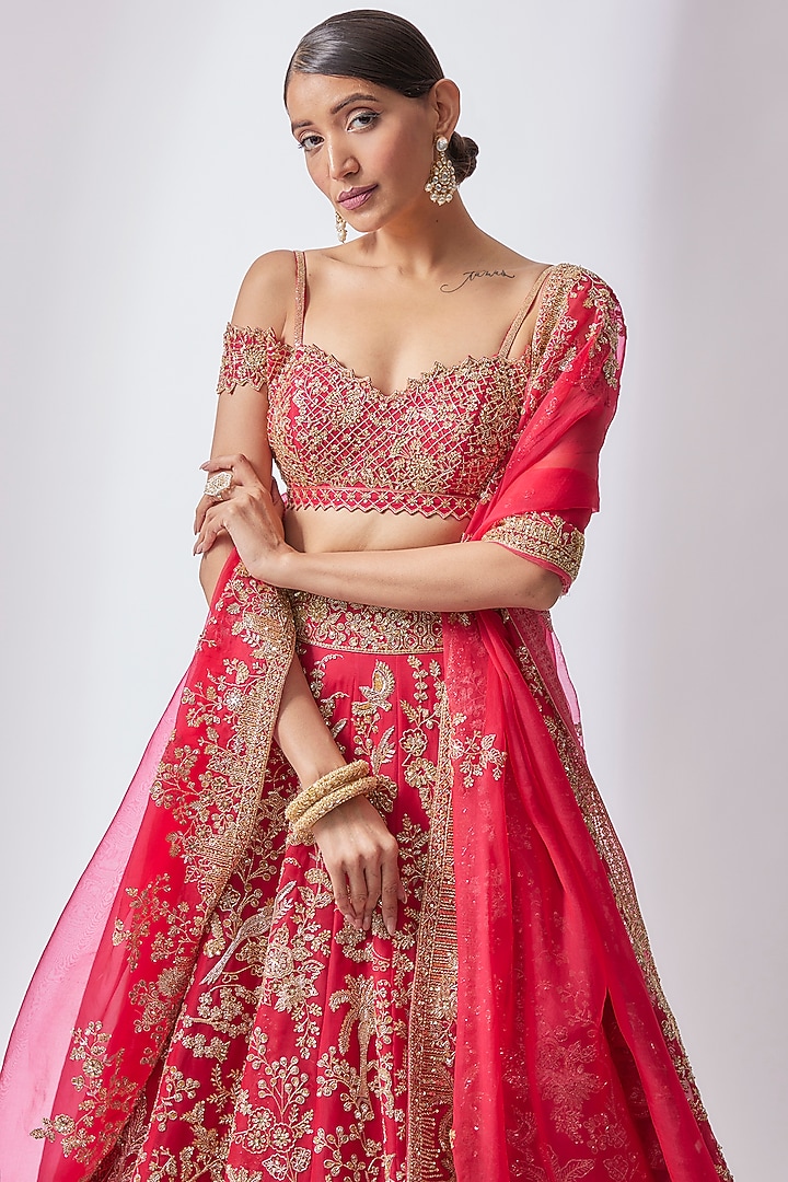 Red Organza Embroidered Bridal Lehenga Set by Anushree Reddy at Pernia's Pop Up Shop
