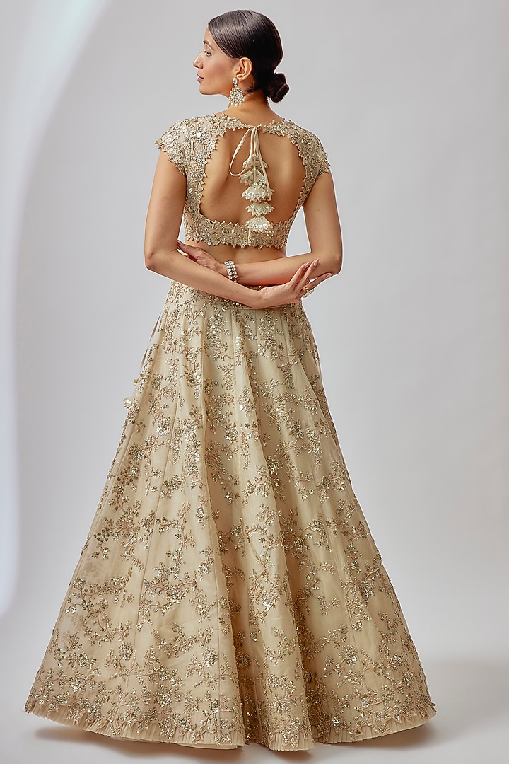 Ivory Organza Embroidered Bridal Lehenga Set by Anushree Reddy at Pernia's Pop Up Shop