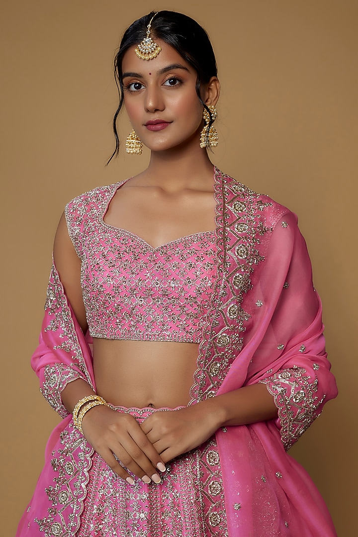 Pink Organza Embroidered Bridal Lehenga Set by Anushree Reddy at Pernia's Pop Up Shop