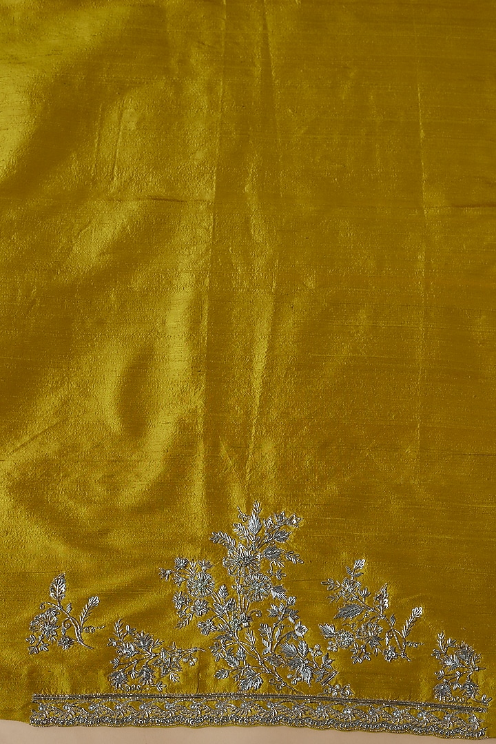 Yellow Organza Bridal Saree Set by Anushree Reddy at Pernia's Pop Up Shop