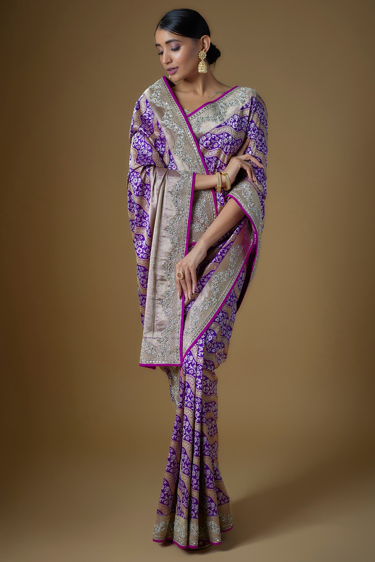 Shop Handloom Banarasi Silk Sarees in Purple Online – Luxurion World