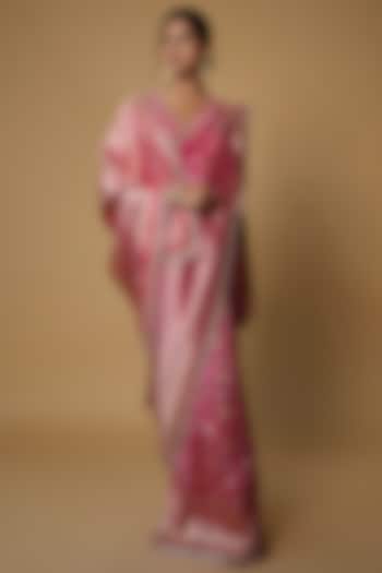 Pink Silk Banarasi Bridal Saree Set by Anushree Reddy at Pernia's Pop Up Shop