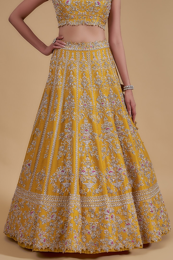 Mustard Raw Silk Bridal Lehenga Set by Anushree Reddy at Pernia's Pop Up Shop