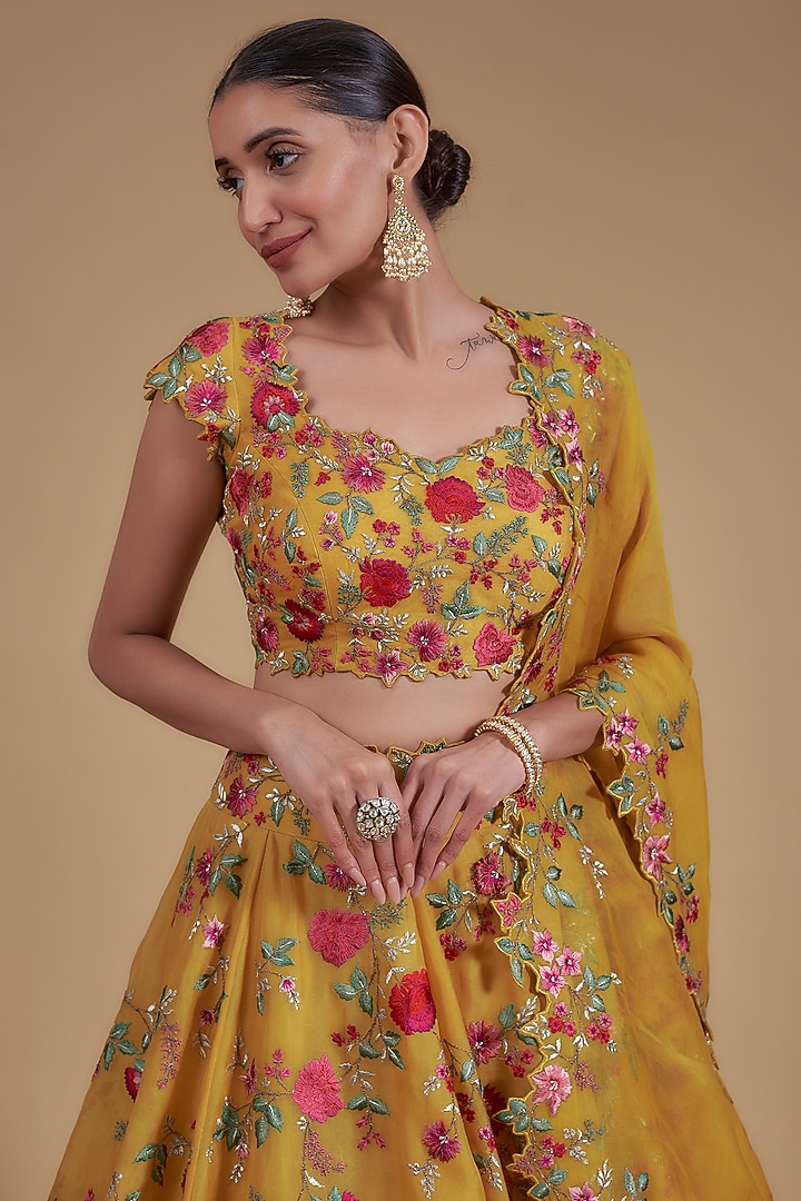 Mustard Organza Embroidered Bridal Lehenga Set by Anushree Reddy at Pernia's Pop Up Shop