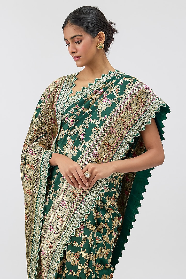 Green Banarasi Silk Zardosi Embroidered Bridal Saree Set by Anushree Reddy at Pernia's Pop Up Shop