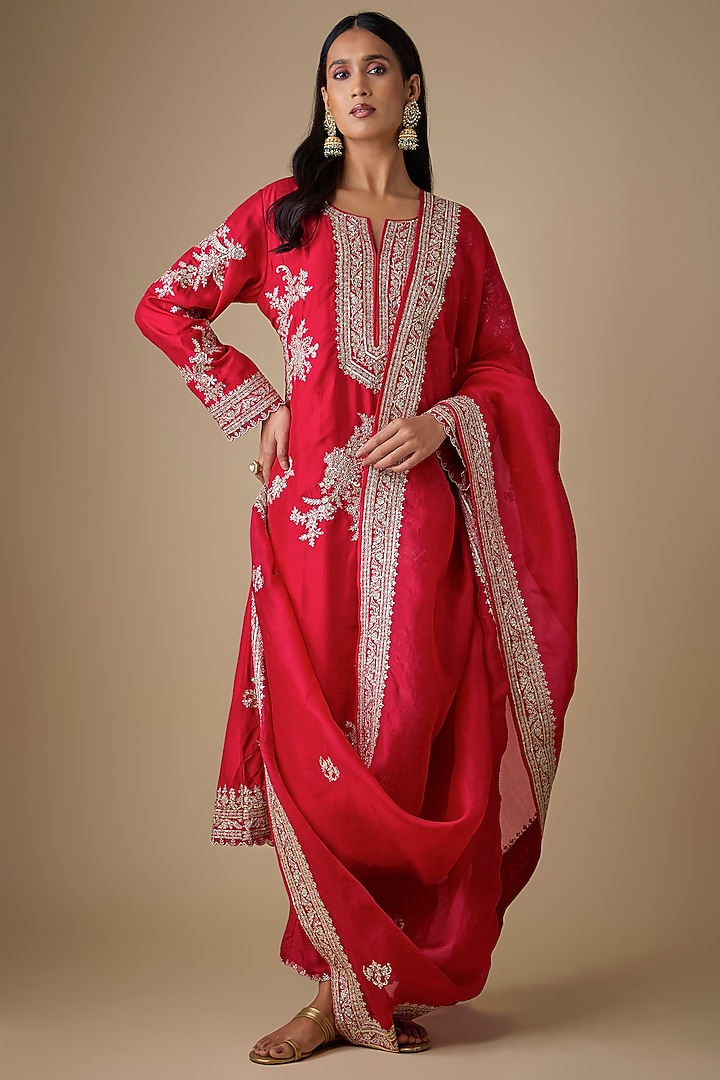 Red Dupion Silk Hand & Machine Embroidered Kurta Set by Anushree Reddy at Pernia's Pop Up Shop