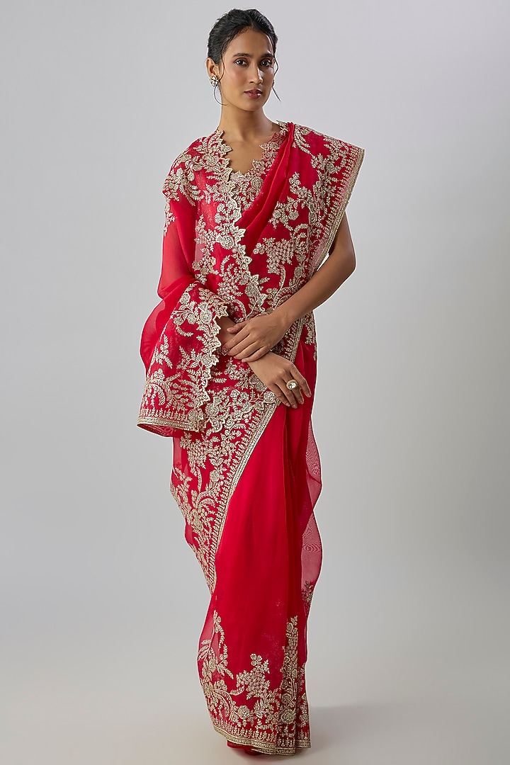 Red Organza Hand Embroidered Bridal Saree Set by Anushree Reddy at Pernia's Pop Up Shop