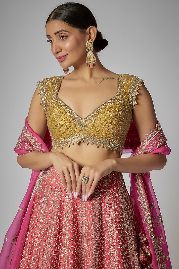 Peach Organza Embroidered Bridal Lehenga Set by Anushree Reddy at Pernia's Pop Up Shop