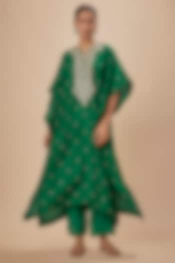 Emerald Green Dupion Silk Zardosi Embroidered Kaftan Set by Anushree Reddy at Pernia's Pop Up Shop