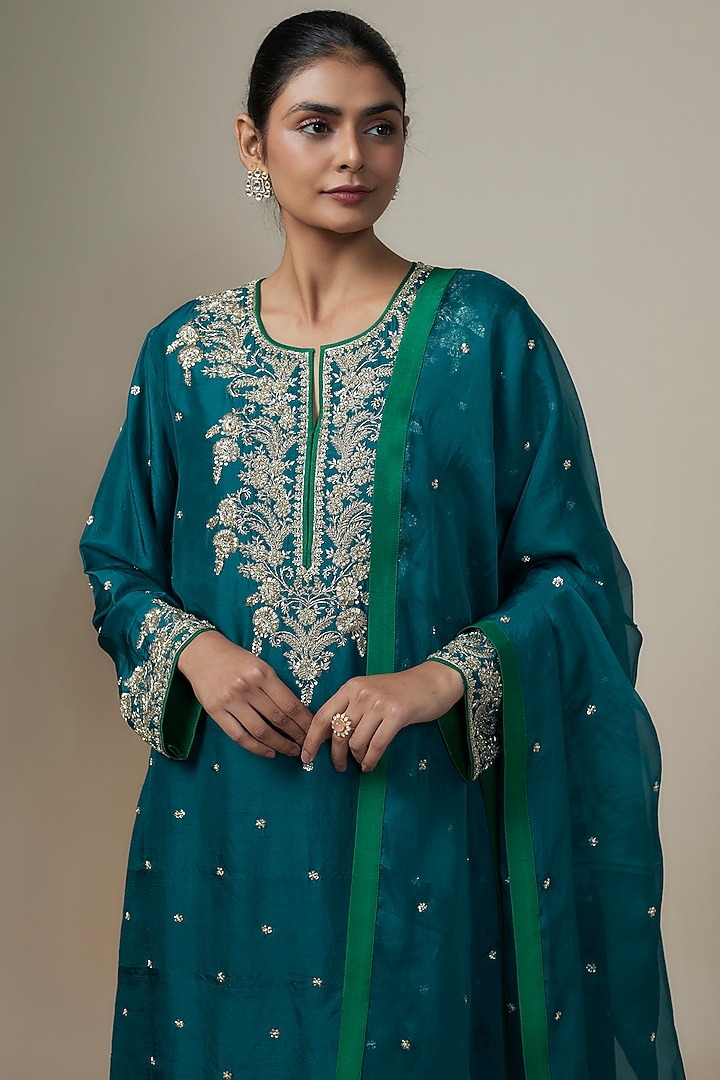 Navy Blue Dupion Silk Zardosi Hand Embroidered Kurta Set by Anushree Reddy at Pernia's Pop Up Shop