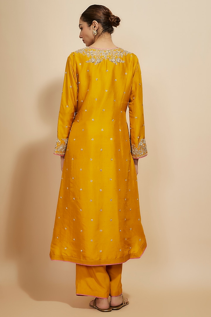 Mustard Dupion Silk Hand Embroidered Kurta Set by Anushree Reddy at Pernia's Pop Up Shop