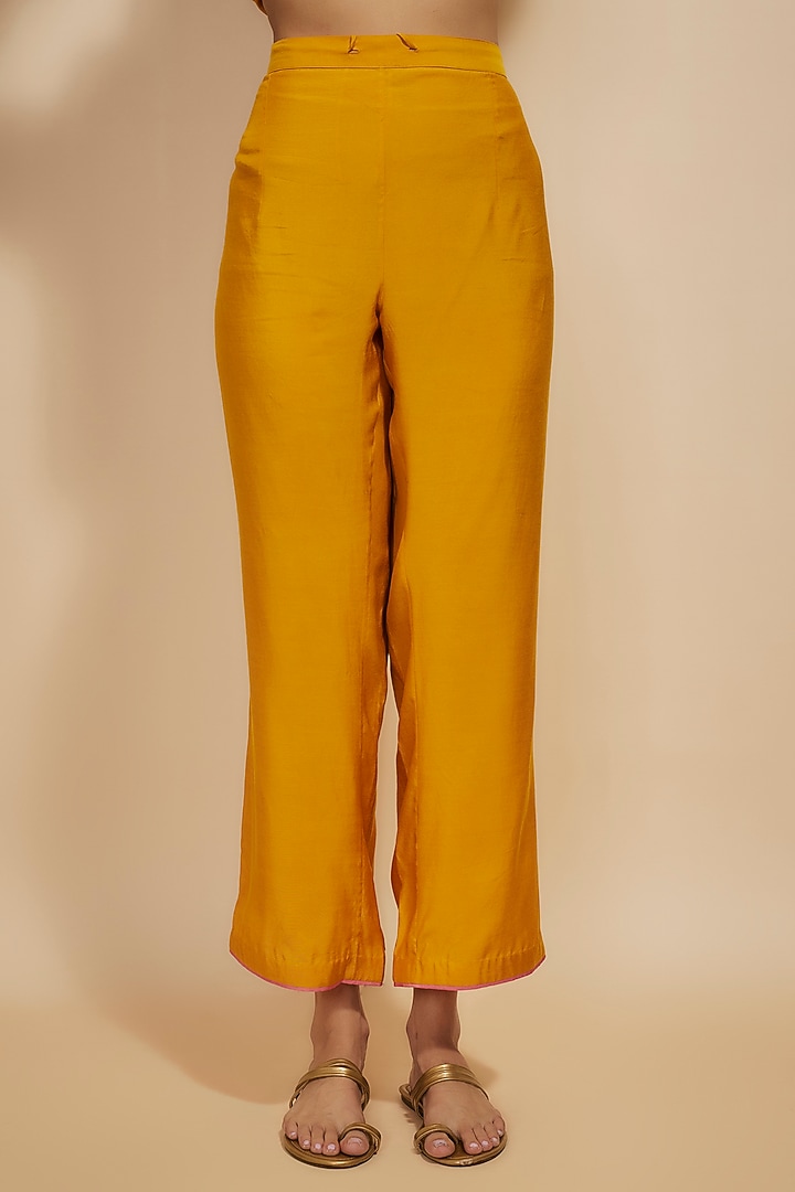 Mustard Dupion Silk Hand Embroidered Kurta Set by Anushree Reddy at Pernia's Pop Up Shop