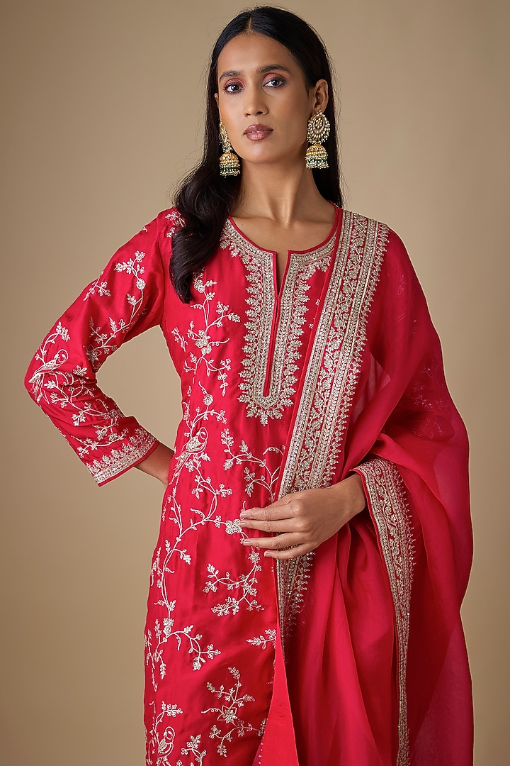 Red Dupion Silk Hand & Machine Embroidered Kurta Set by Anushree Reddy at Pernia's Pop Up Shop