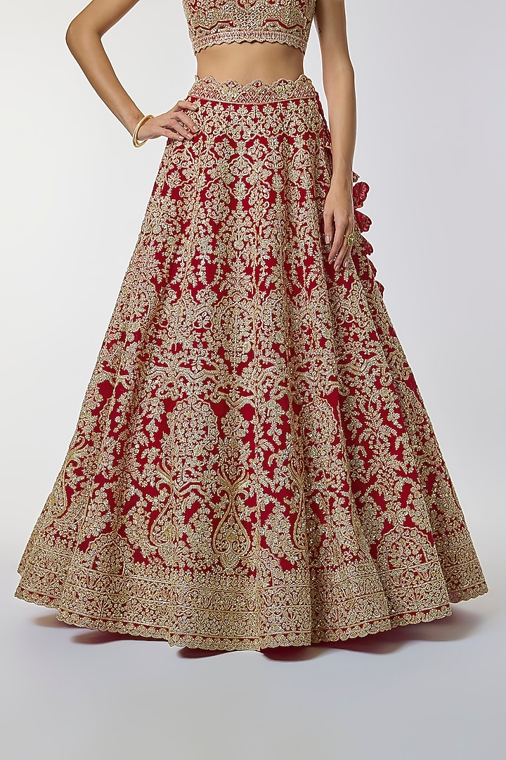 Red Organza Hand Embroidered Bridal Lehenga Set by Anushree Reddy at Pernia's Pop Up Shop