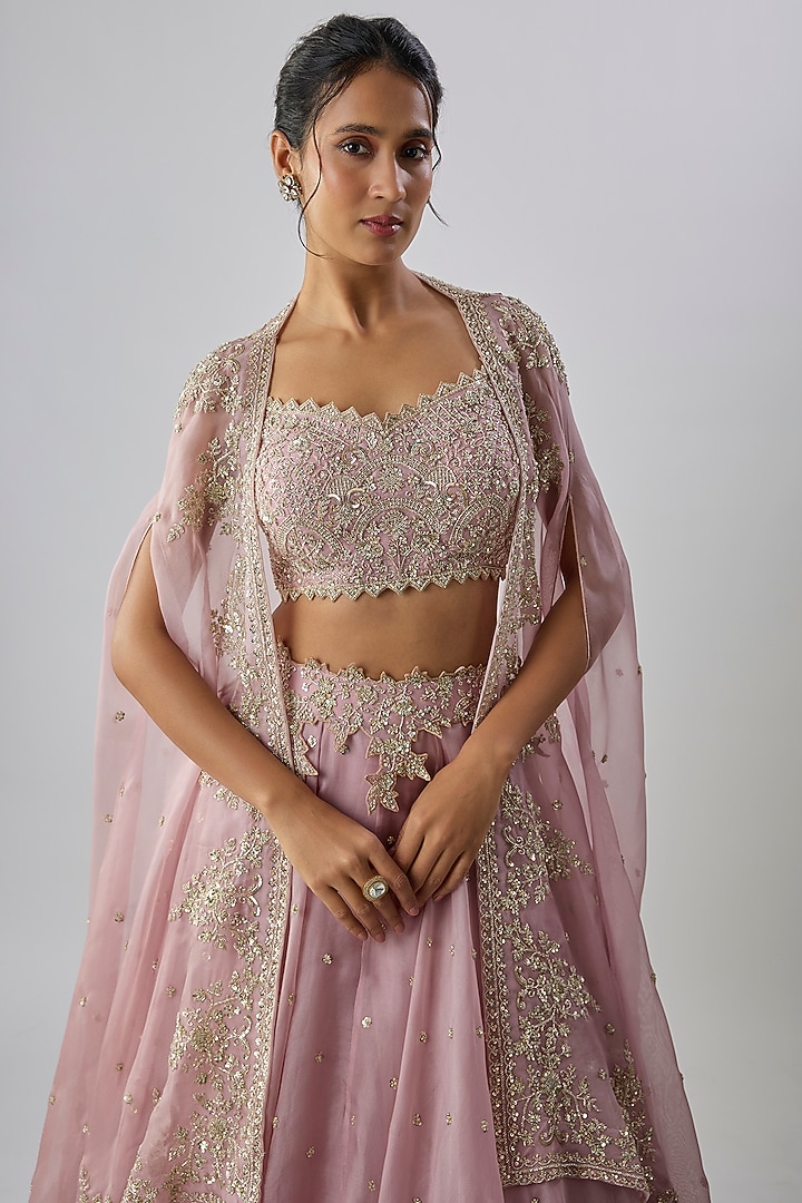Pink Organza Hand Embroidered Cape Set by Anushree Reddy at Pernia's Pop Up Shop