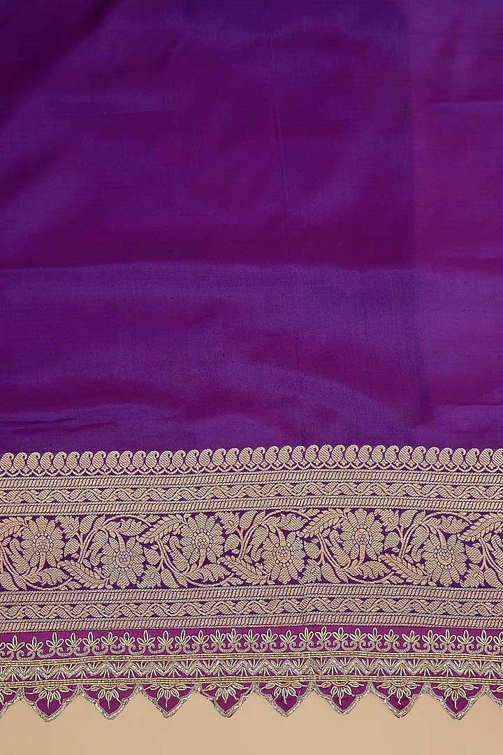 Purple Silk Banarasi Hand Embroidered Bridal Saree Set by Anushree Reddy at Pernia's Pop Up Shop