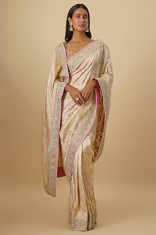 Ivory Silk Banarasi Hand Embroidered Saree Set by Anushree Reddy