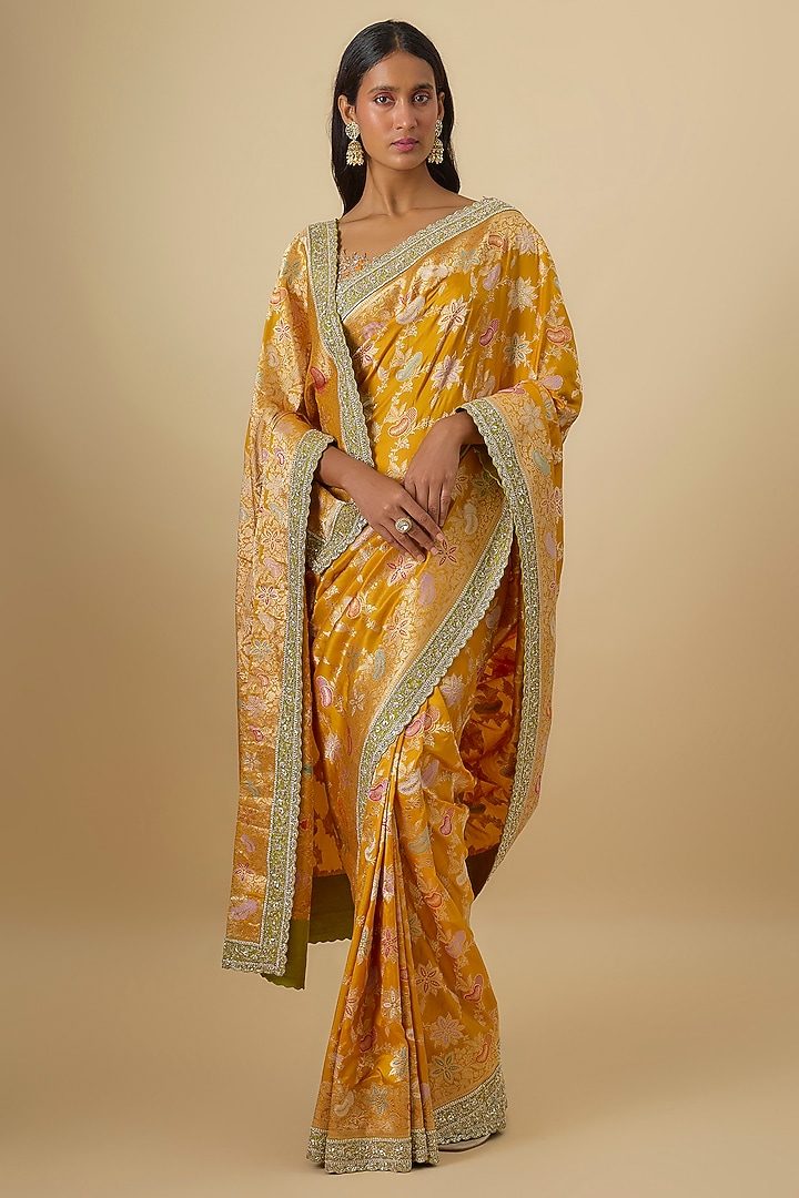 Mustard Silk Banarasi Hand Embroidered Bridal Saree Set by Anushree Reddy at Pernia's Pop Up Shop