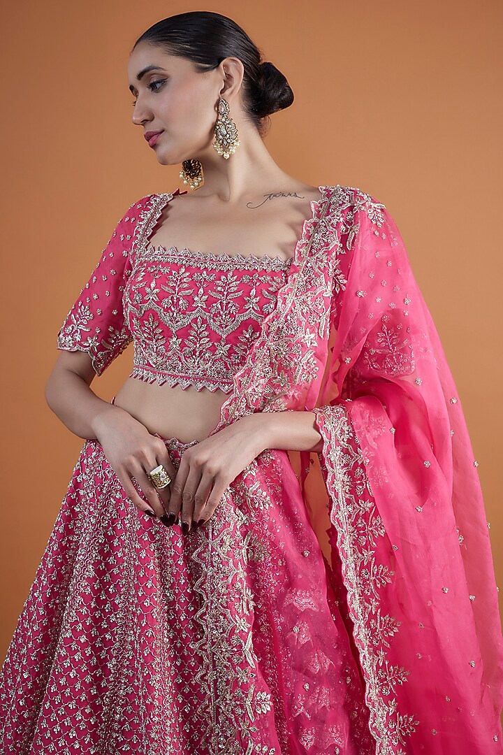 Reddish Pink Organza Zardosi Embroidered Bridal Lehenga Set by Anushree Reddy at Pernia's Pop Up Shop
