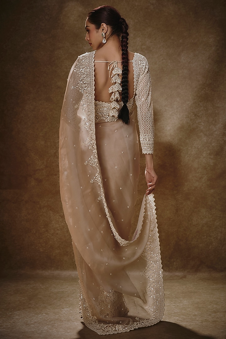 Ivory Organza Reception Saree Set by Anushree Reddy at Pernia's Pop Up Shop