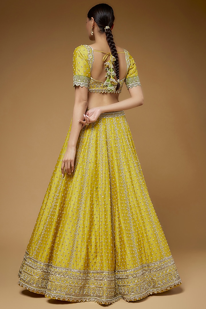 Yellow Chanderi Embroidered Bridal Lehenga Set by Anushree Reddy at Pernia's Pop Up Shop