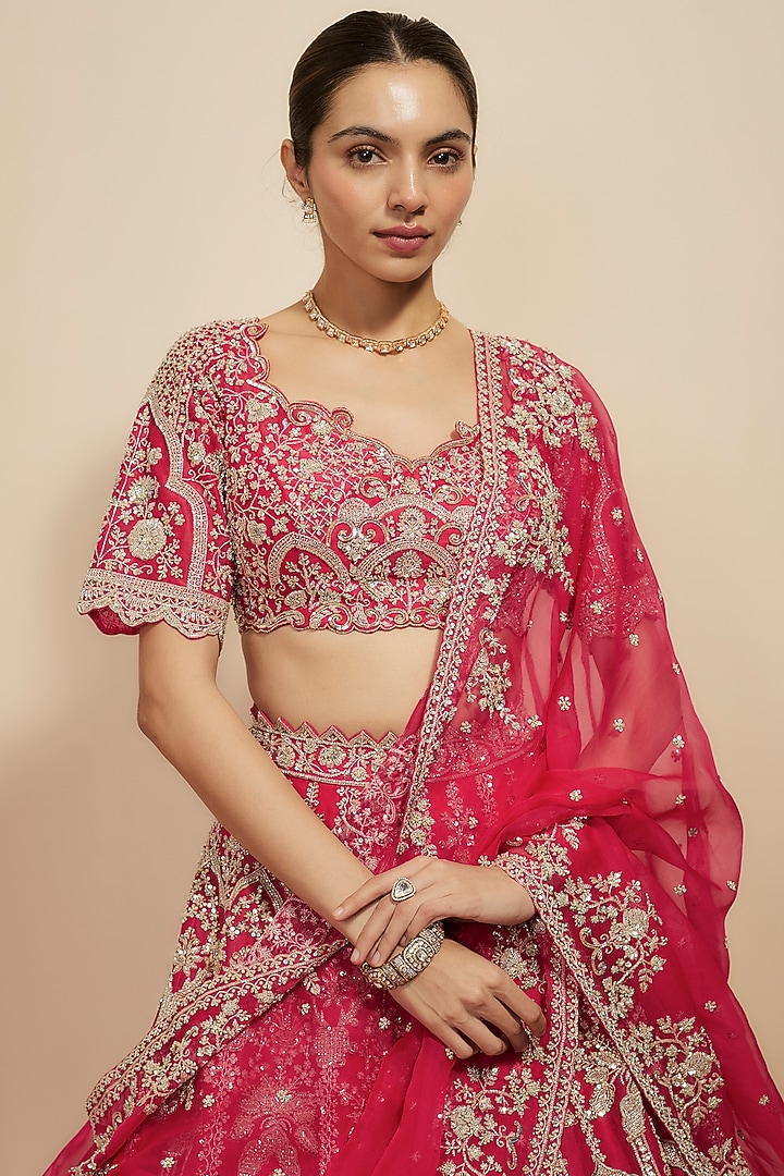 Reddish Pink Organza Hand Embroidered Bridal Lehenga Set by Anushree Reddy at Pernia's Pop Up Shop