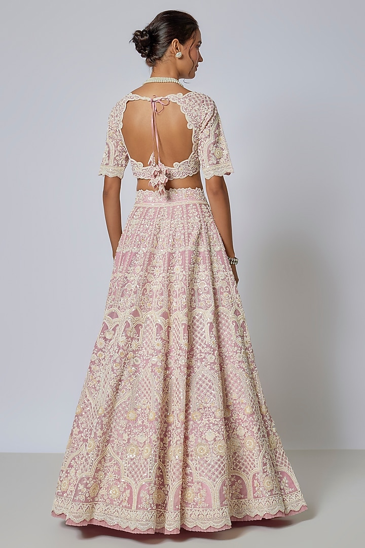 Light Pink Organza Hand Embroidered Bridal Lehenga Set by Anushree Reddy at Pernia's Pop Up Shop