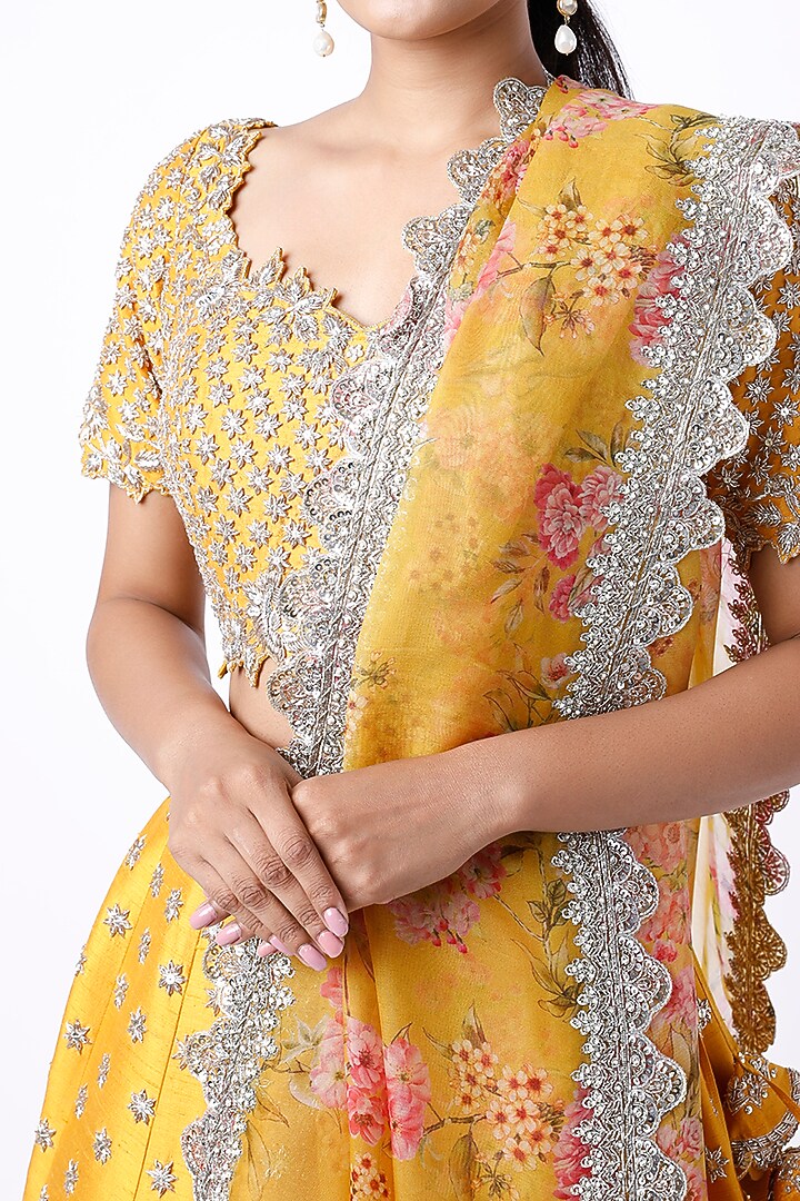 Sunset Yellow Embroidered Bridal Lehenga Set by Anushree Reddy at Pernia's Pop Up Shop
