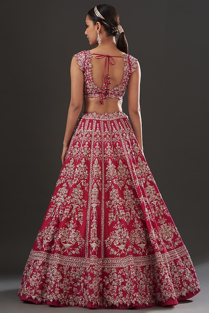 Red Embellished Bridal Lehenga Set by Anushree Reddy at Pernia's Pop Up Shop
