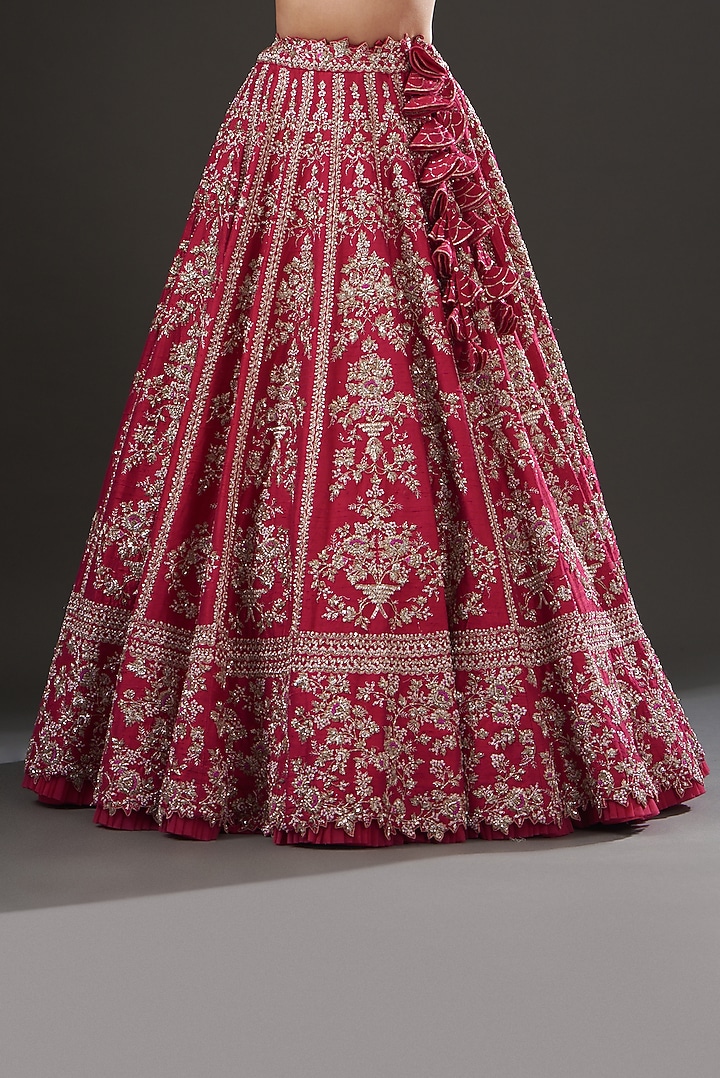 Red Embellished Bridal Lehenga Set by Anushree Reddy at Pernia's Pop Up Shop