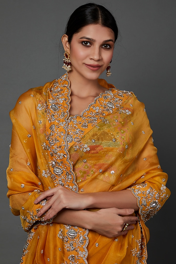 Yellow Embroidered Reception Saree Set by Anushree Reddy at Pernia's Pop Up Shop