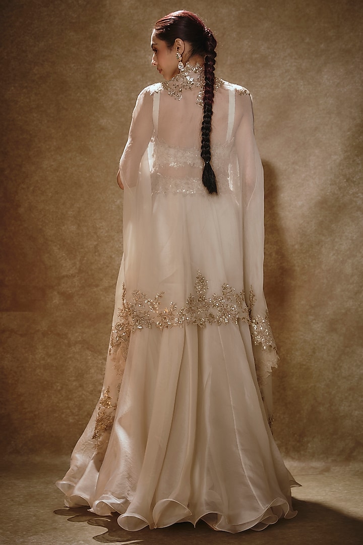 Ivory Organza Cape Set by Anushree Reddy at Pernia's Pop Up Shop