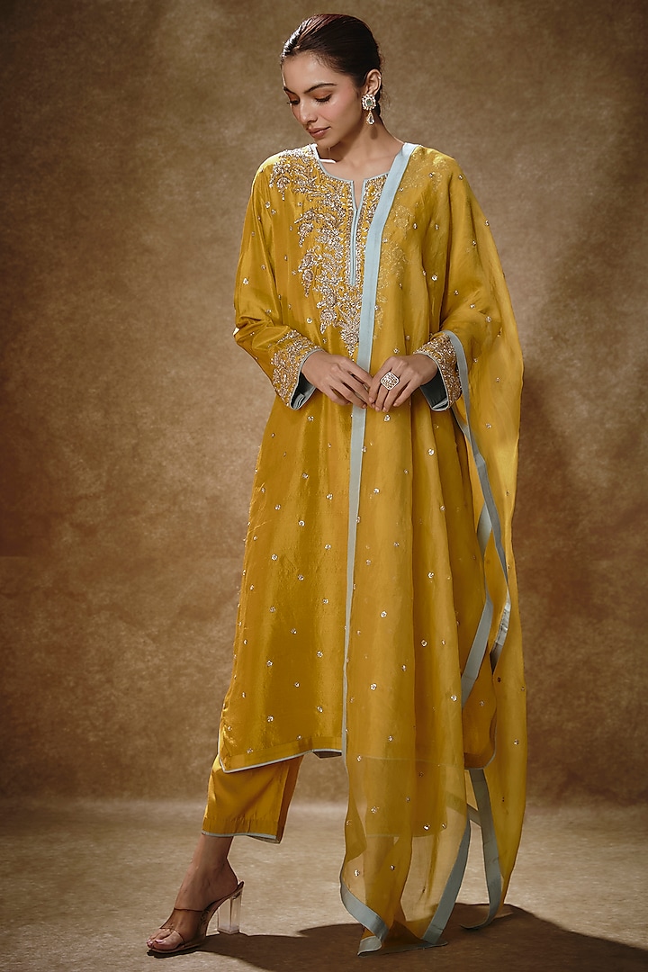 Red Dupion Silk Kurta Set by Anushree Reddy at Pernia's Pop Up Shop