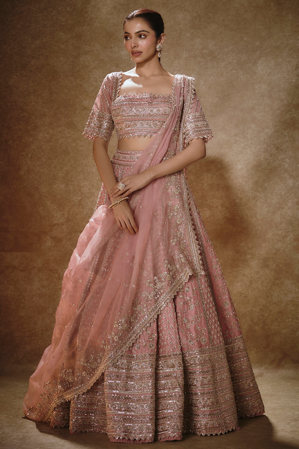 Buy pre owned Pink floral embroidery lehenga set by Anushree Reddy at  Revivify